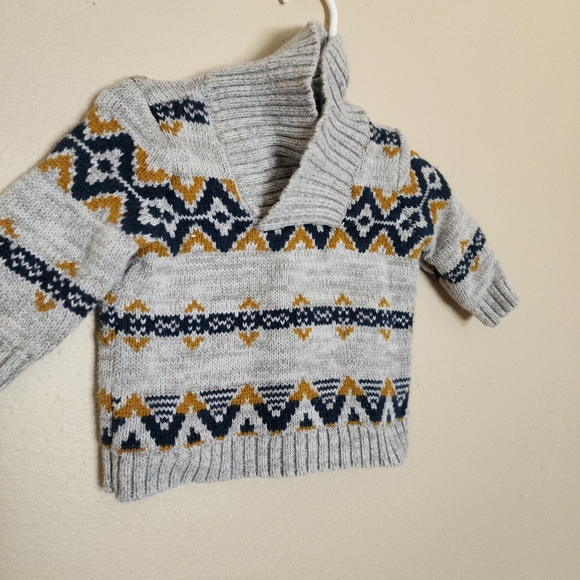 Old Navy Sweater (🌵FOR BUNDLES ONLY) - Picture 2 of 4
